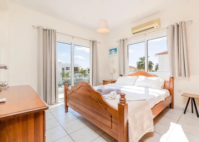 Marika Heights Villa