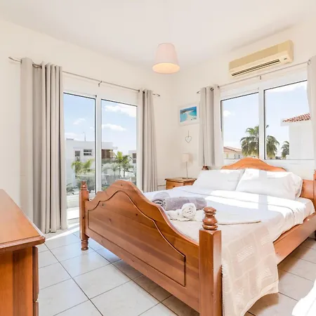 Marika Heights Villa