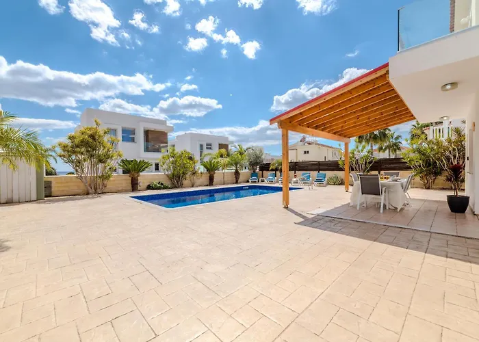 ヴィラ Marika Heights