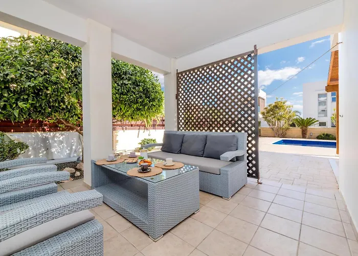 ヴィラ Marika Heights *